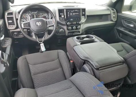 2025 Ram 1500 Tradesman из США, поврежденный, VIN 1C6SRECG9SN647725